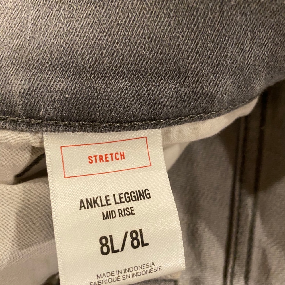 Express frayed ankle jegging 8L